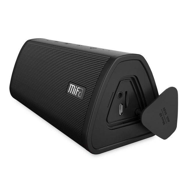 Mifa - Bocina Bluetooth con Sistema de Sonido de 10W Para Exteriores