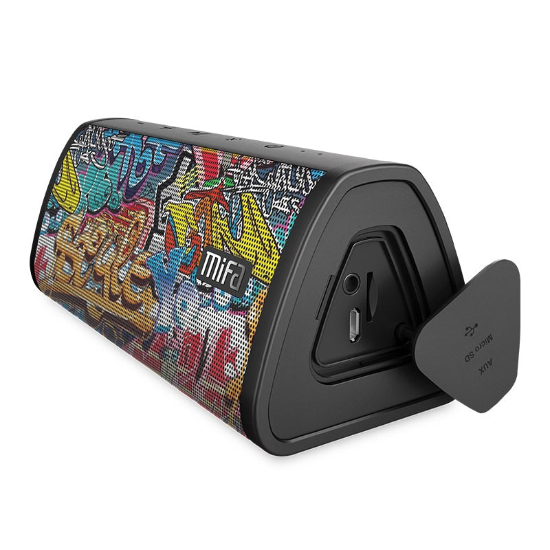 Mifa - Bocina Bluetooth con Sistema de Sonido de 10W Para Exteriores